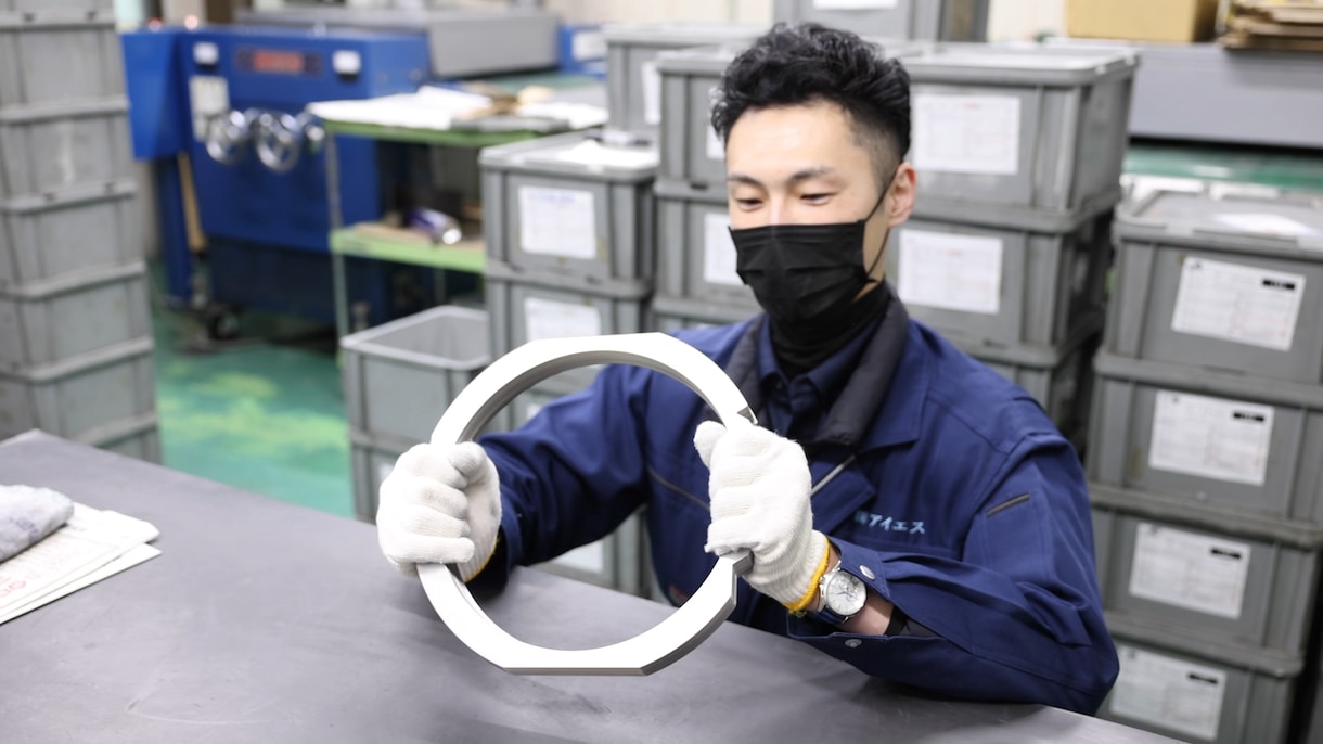 建設業・運輸業・製造業の会社PRや採用動画作ります プロによる撮影！ドローンも駆使して躍動感ある動画に イメージ2