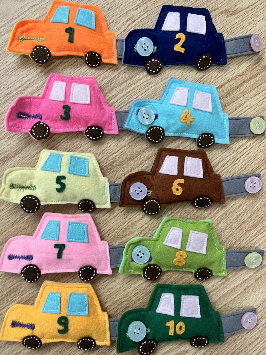送料込★手作り知育玩具、お子様のおもちゃを届けます ボタン練習おもちゃを一つずつ丁寧に作りました☆ イメージ8