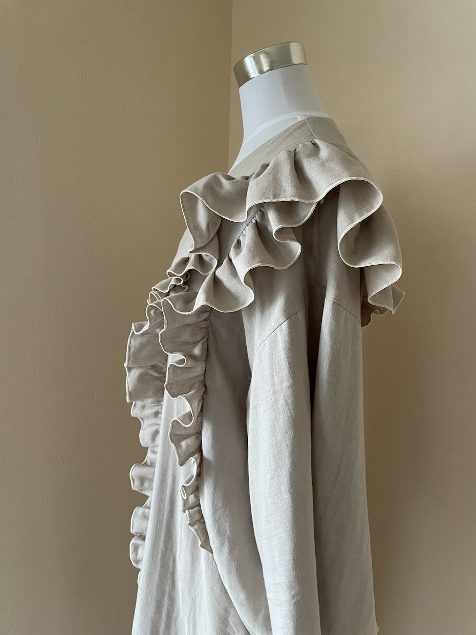 お気に入りのお洋服から同じ型紙を再現します 現役の婦人服縫製プロが解体せずに手書きの型紙をお届けします イメージ9
