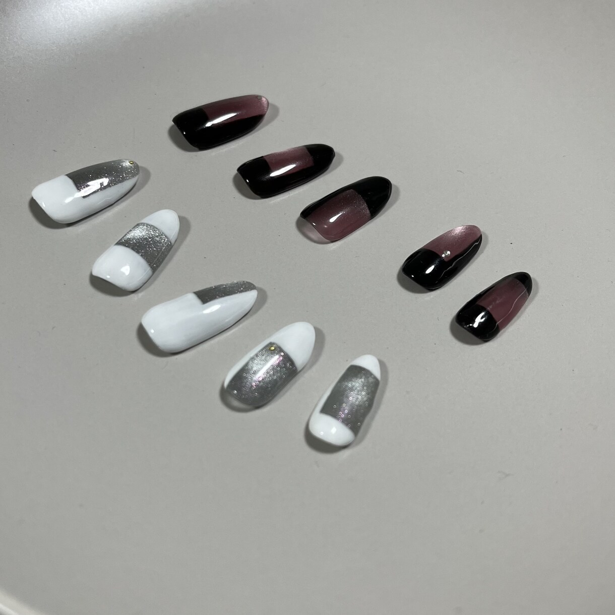 毎日を彩るネイルチップを作ります ネイリストが丁寧にお作りします！ イメージ5