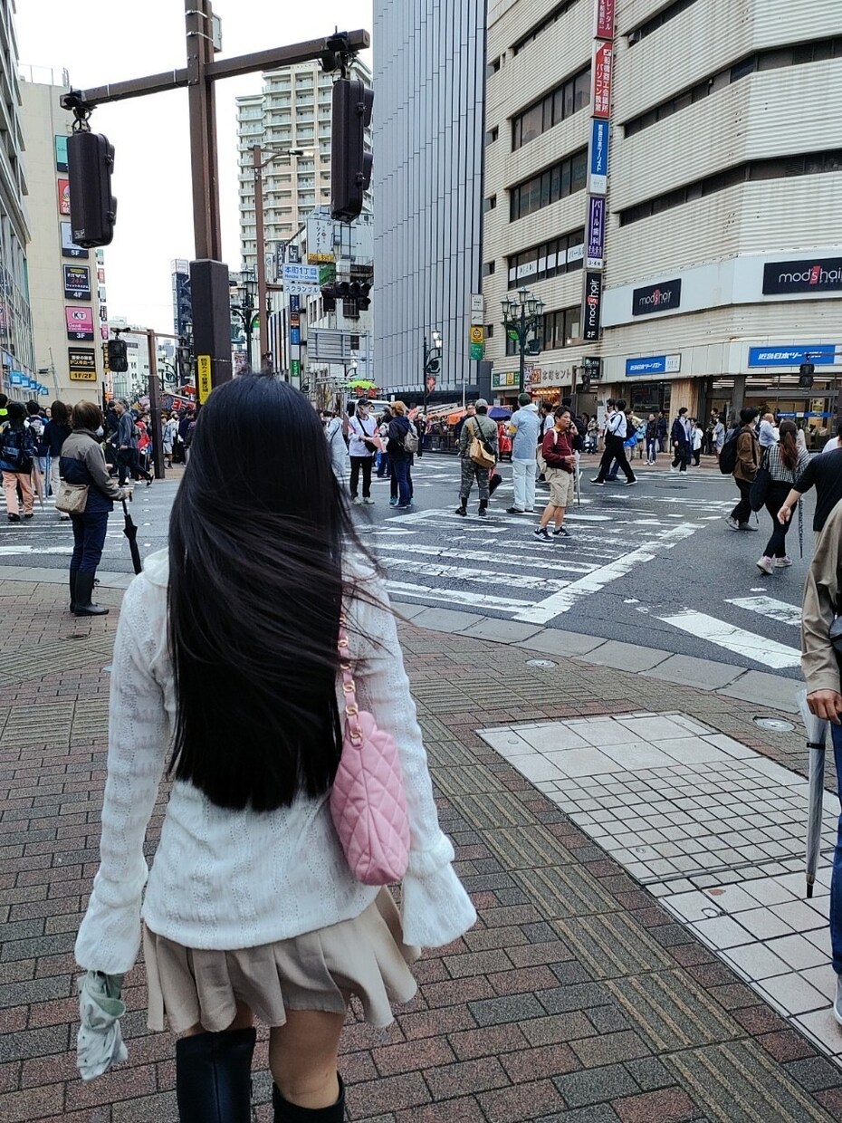 モデルさんとして写真・動画撮影を受けます 写真と動画の撮影に興味を持ちます イメージ2