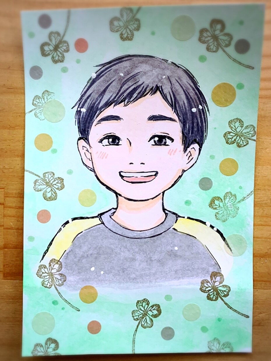 ハガキサイズのカラフルな漫画風の似顔絵を書きます 飾りやすい手描きイラストです！プレゼントにもどうぞ イメージ2