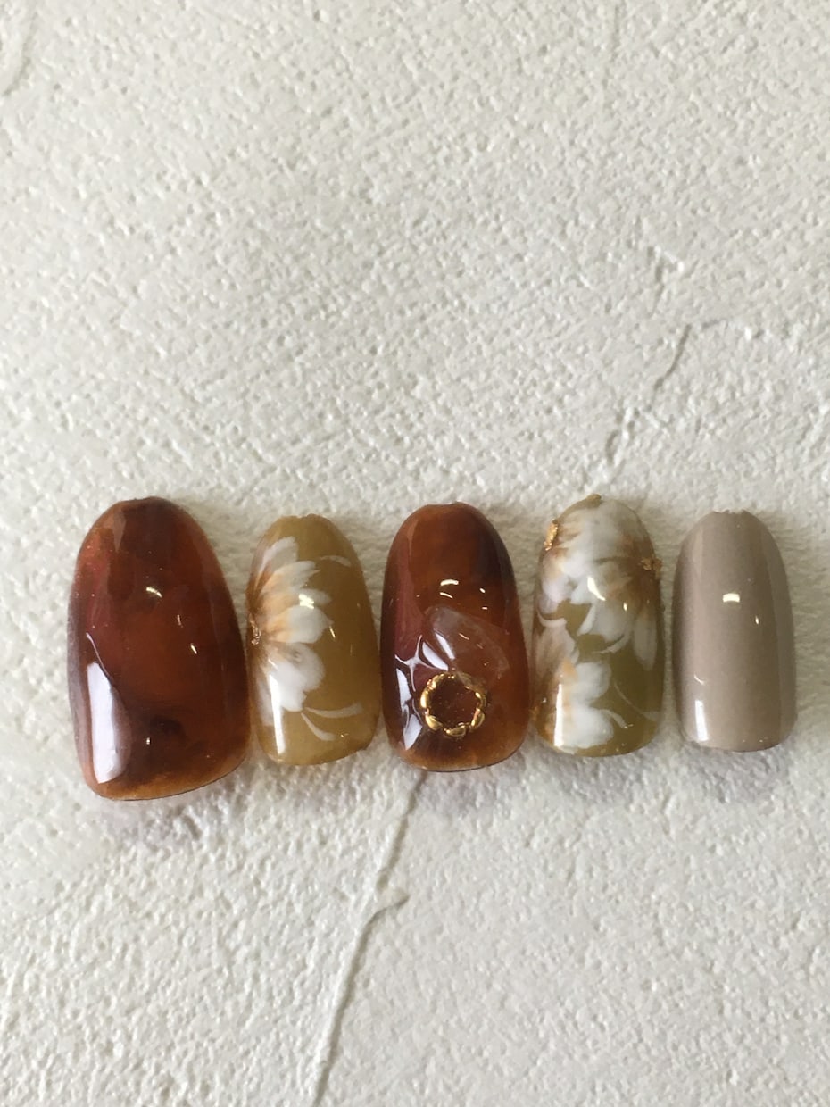 オーダーメイドのネイルチップを作ります あなただけのネイルチップを作りませんか？ イメージ9