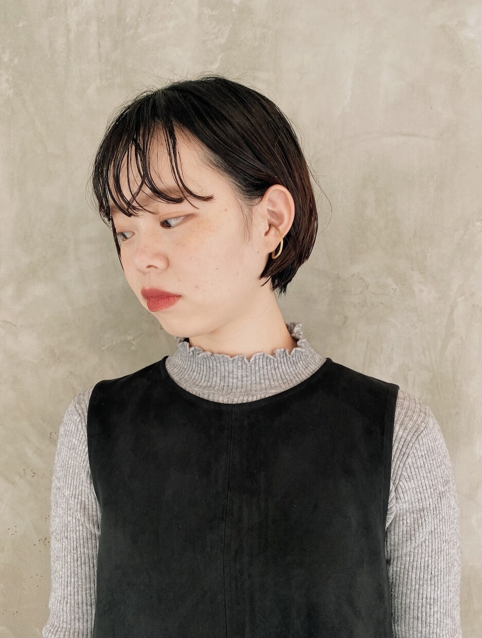 骨格、髪質にあったおしゃれなヘアスタイル教えます ⭐︎日々のヘアケア、ヘッドマッサージまでアドバイス致します！ イメージ9