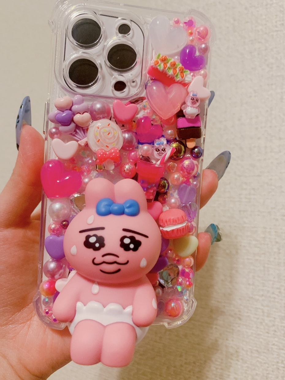 iPhoneケースやiQOSケース等をデコります 世界に一つだけ！オーダーメイドのキラキラアクセサリー イメージ5