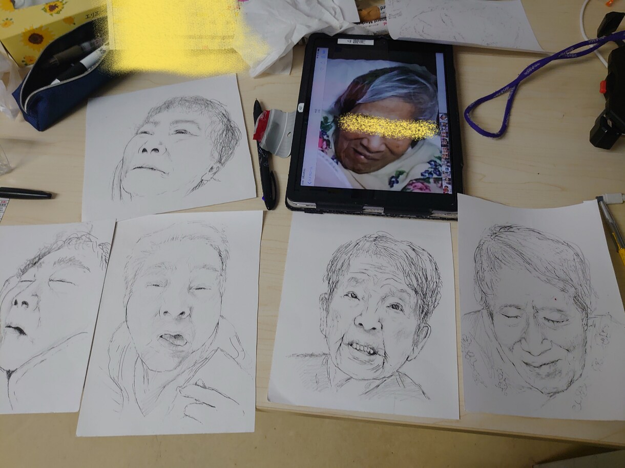まずお写真を送付頂き克明な着彩似顔絵を描きます 写真を元にペン・鉛筆・水彩などを画用紙に克明に描画致します。 イメージ6