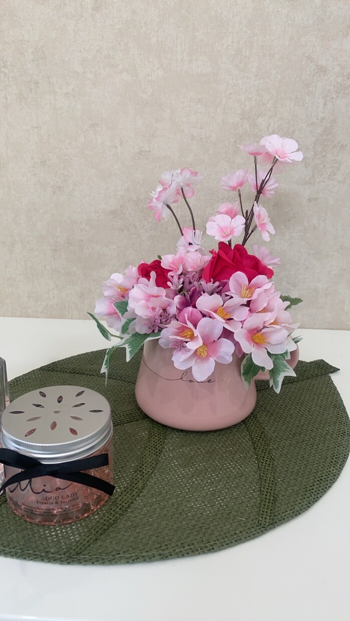 フラワーアレンジメントお造りいたします 贈り物やプレゼントにご自分のお家やお店にお花を飾ってみません イメージ4