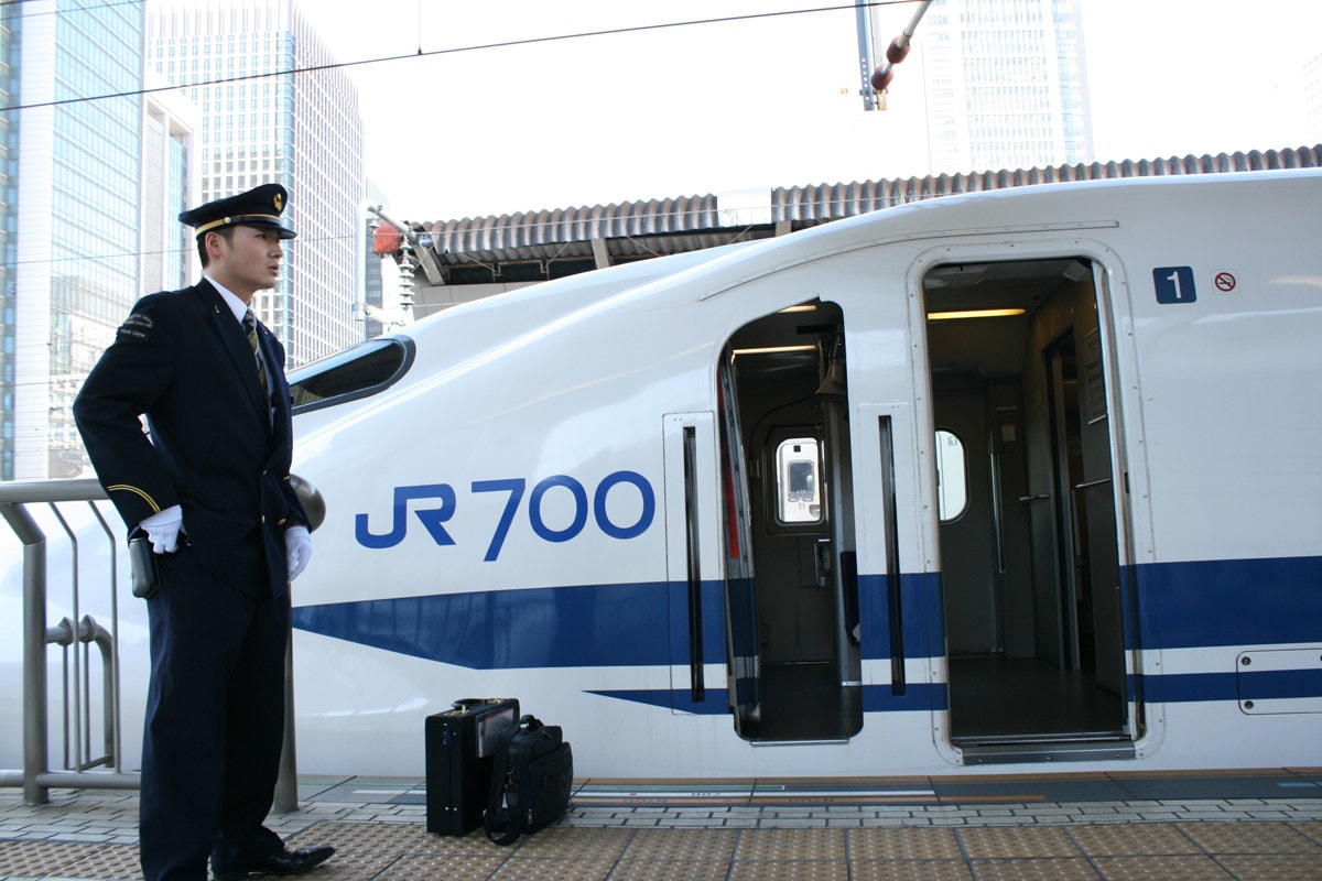 新幹線乗務員になりたい！あなたの鉄道就活を導きます 相談・ES・面接 など各種対策に対応！ イメージ2