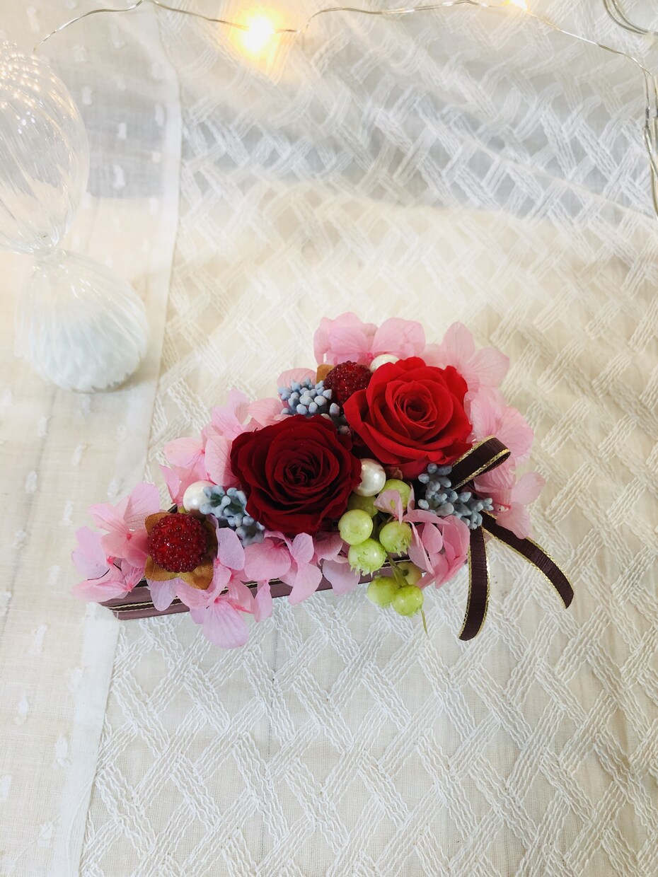 プリザーブドフラワーアレンジメントを作ってます お花のケーキRose✲ショートケーキと同じサイズです✲ イメージ6