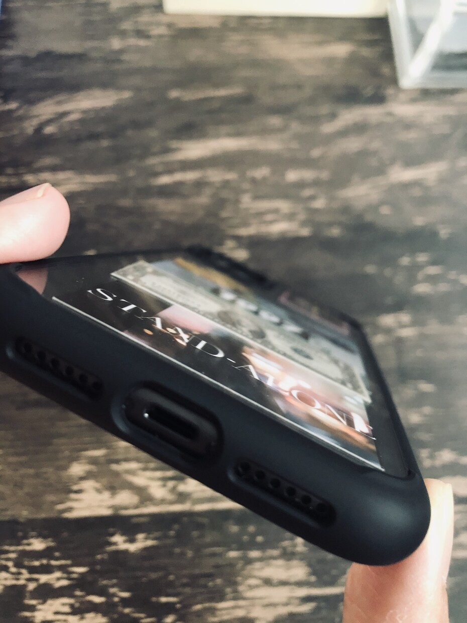 10代を中心におしゃれなケースの販売をします おしゃれ　iPhoneケース　オリジナル イメージ3