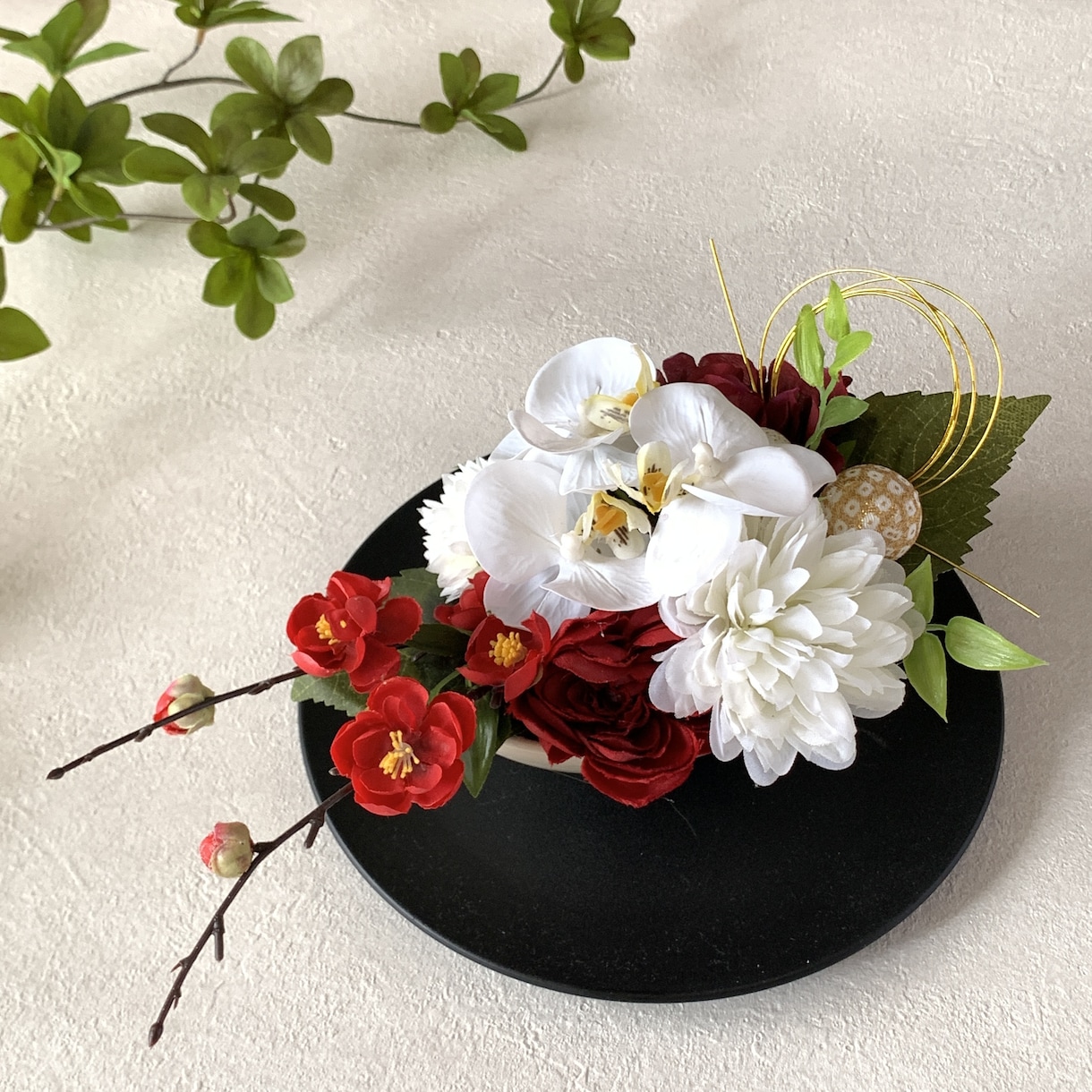 造花のフラワーアレンジメントを製作します 店舗やサロン用のフラワーアレンジメントをオーダーメイドで イメージ3