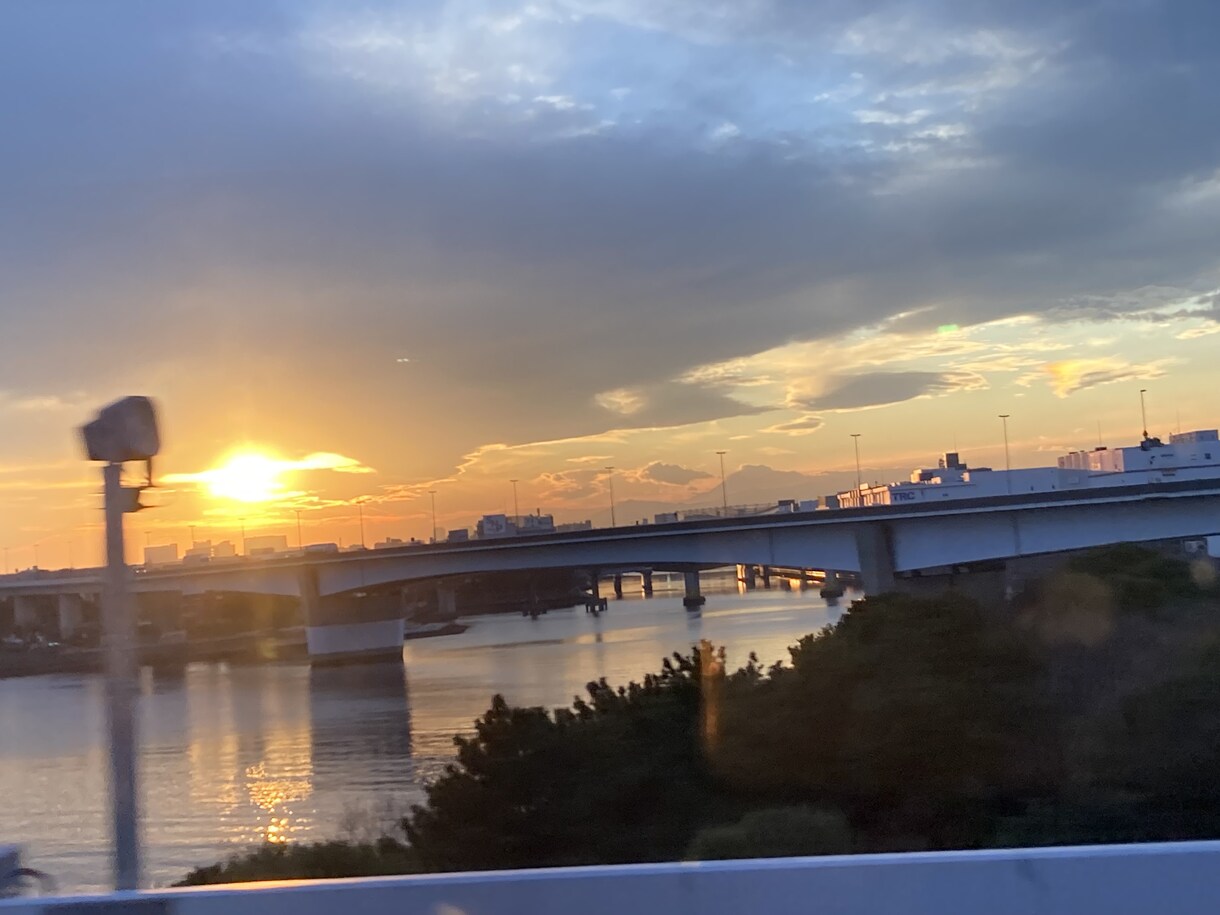あなたの言いたい事や聞きたい事、全てに寄り添います 雑談から恋愛や復縁、仕事に健康、お話は短時間でもOKです！！ イメージ3
