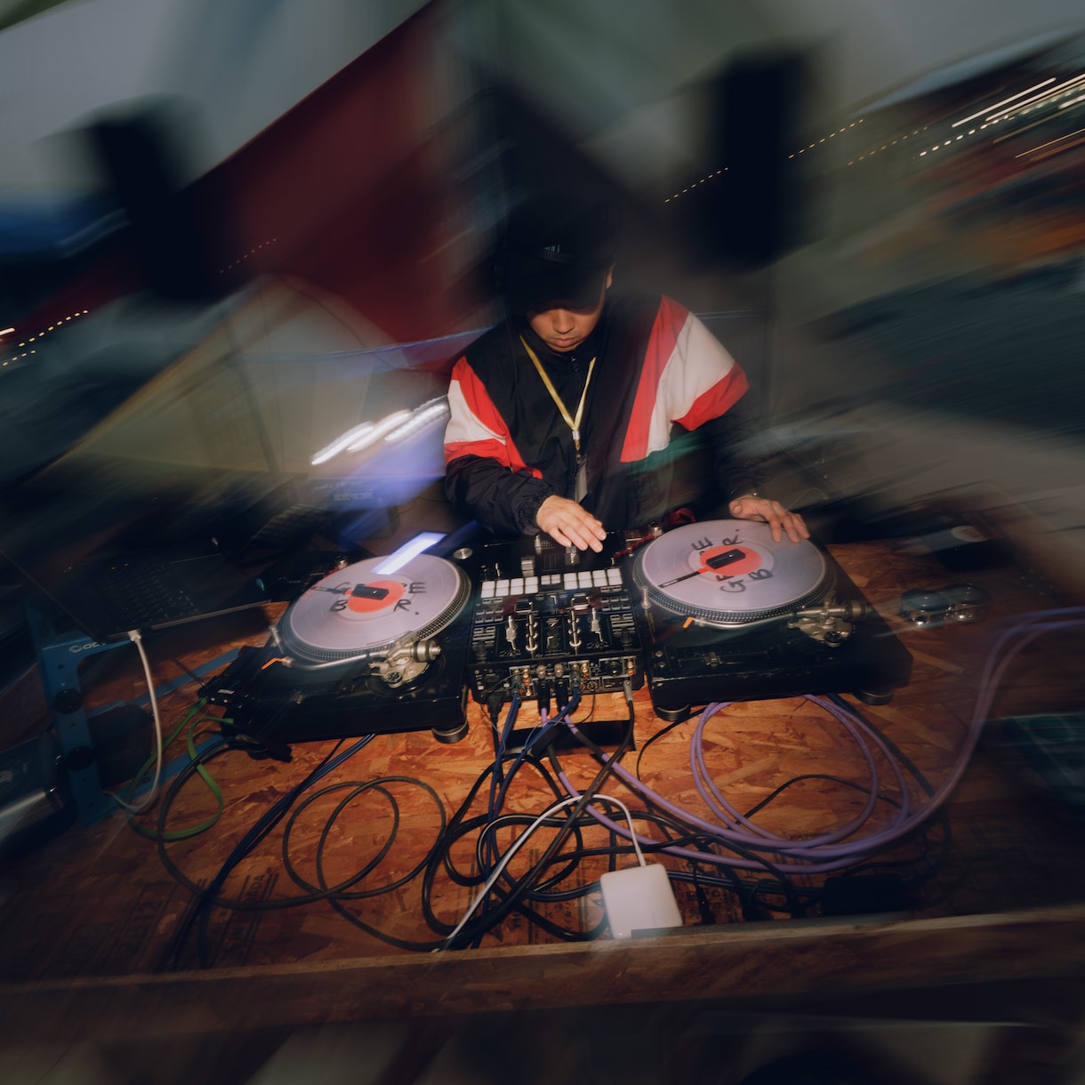お好きな曲をアカペラ化・インスト化します DJプレイ、カバー制作、動画編集に最適！自由に使える音源へ イメージ1