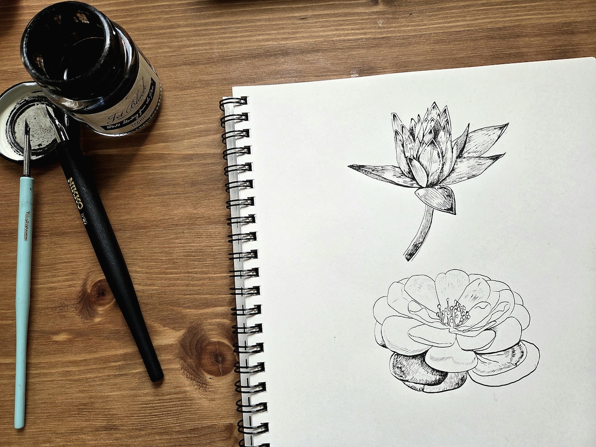 店舗装飾に実績あり＊手描きの植物イラスト描きます カフェのガラス面装飾など商業実績のある繊細な手描きペン画 イメージ9