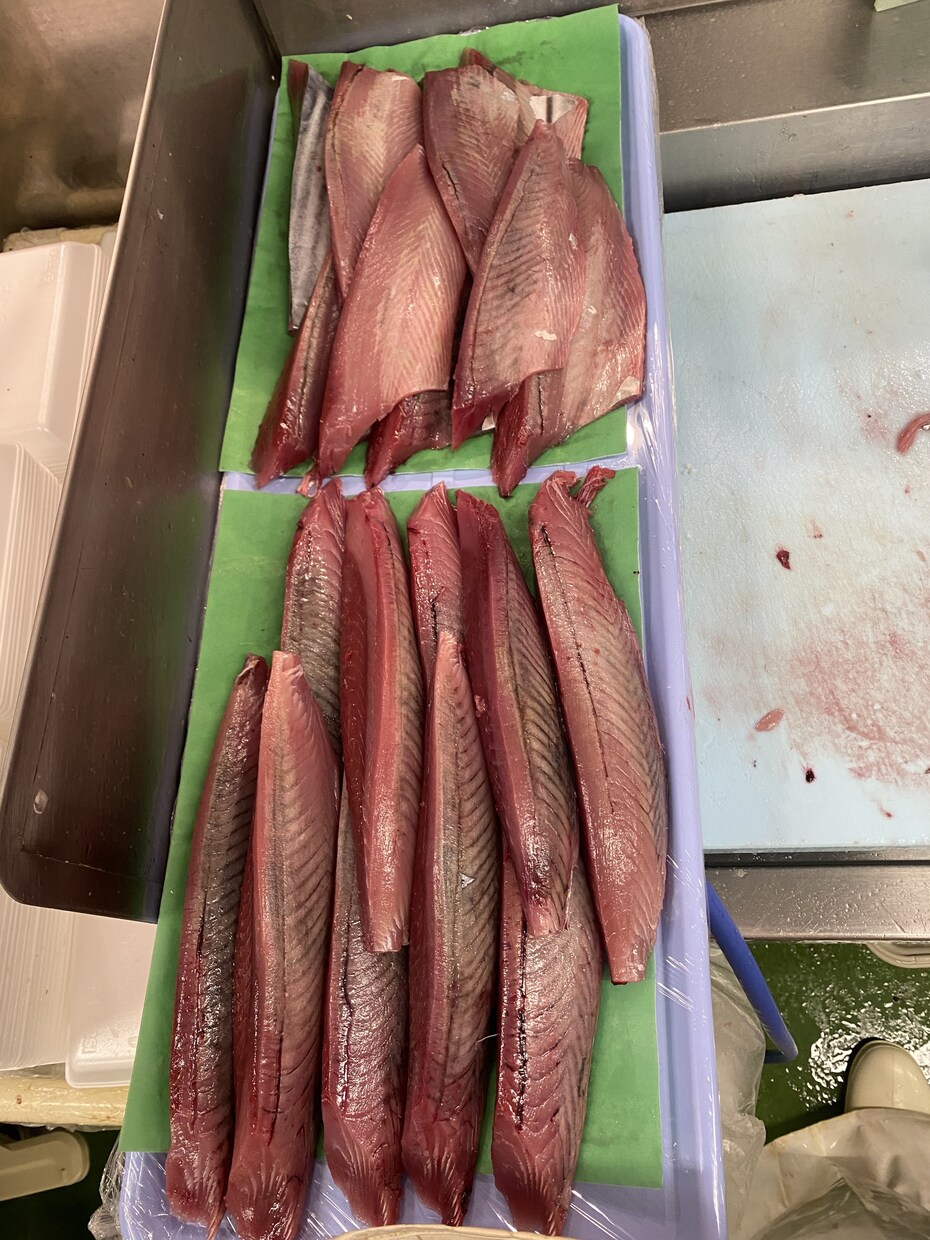 鮮魚での魚捌き、調理師での料理、どちらもいけます 料理長経験もある鮮魚従事者が、なんでも御助力致します！ イメージ1