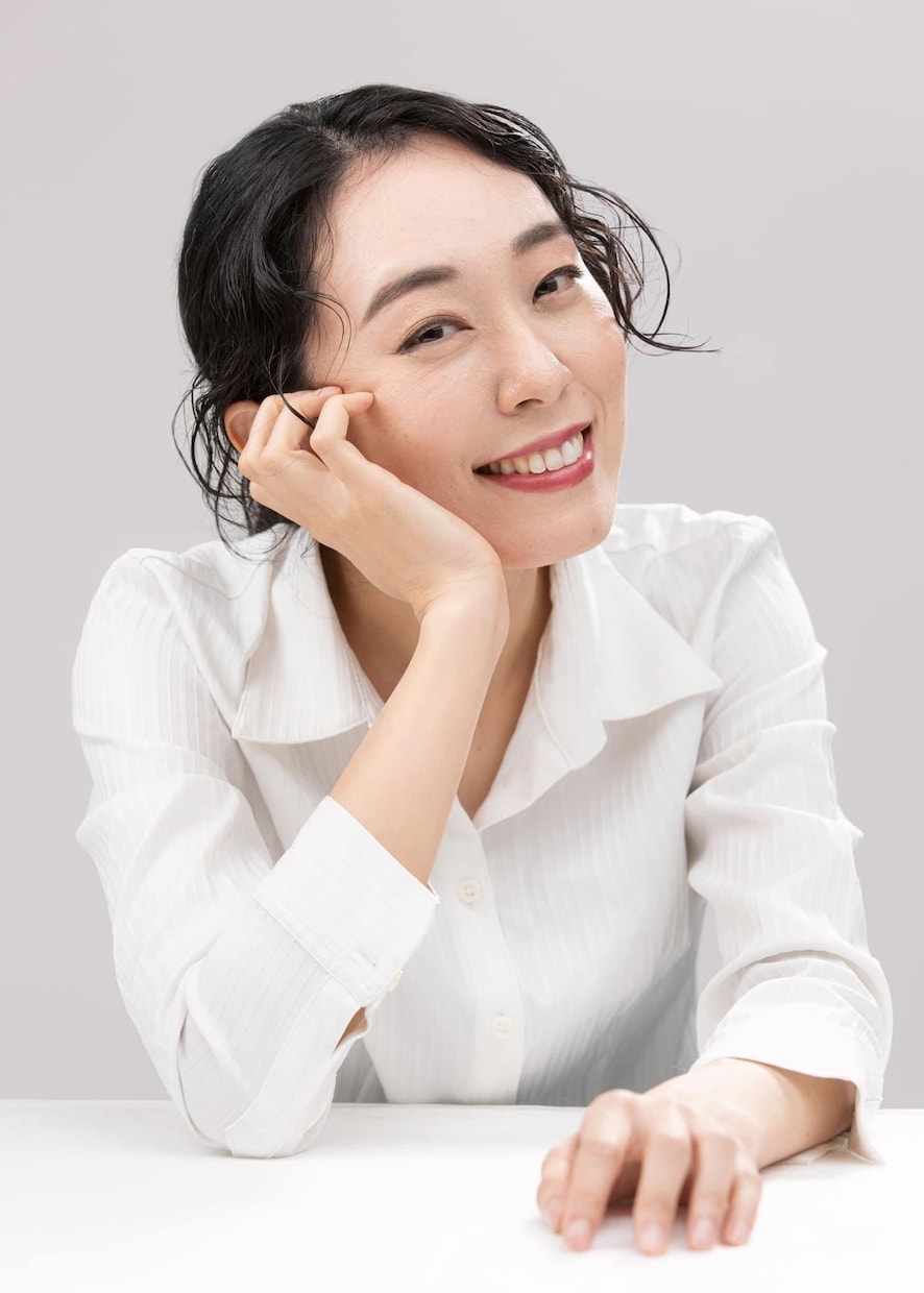 俳優の表現力かつTOEIC865で声を届けます 舞台経験10年の表現力と米国大学卒業の英語力でナレーション イメージ1