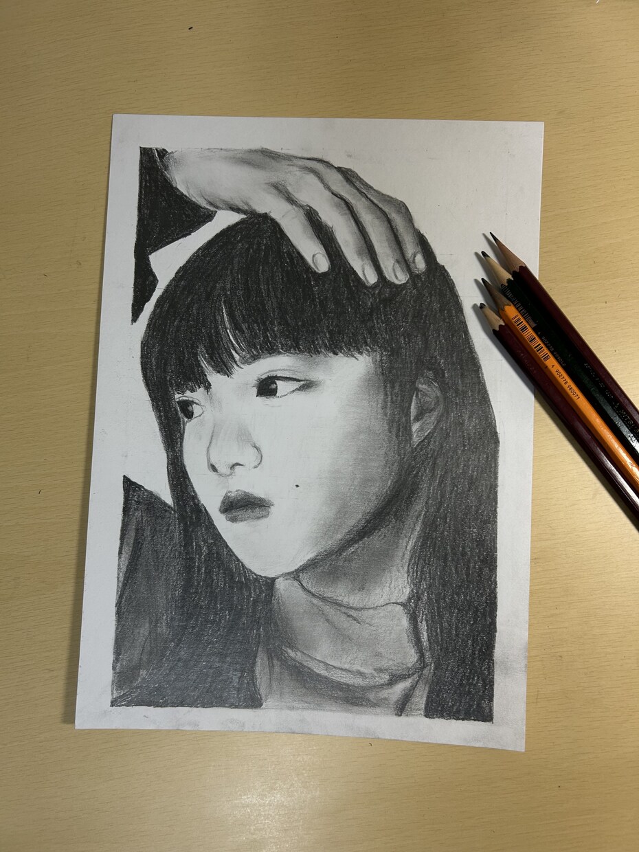あなたの似顔絵、鉛筆でリアルに描きます 温かみのある似顔絵で、あなたや大切な人の表情を残しませんか？ イメージ2