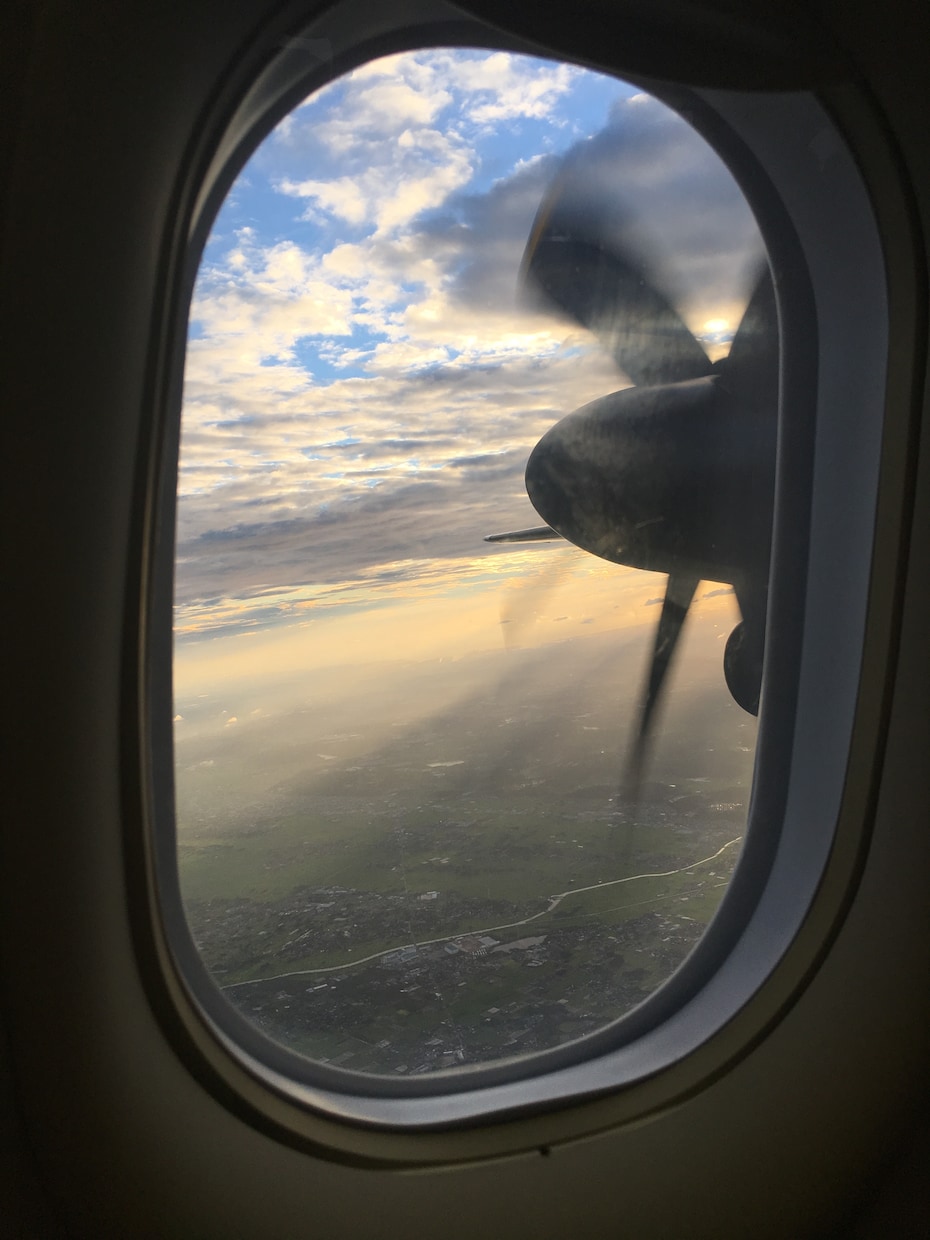 元航空会社スタッフがアナタ様のお話何でも聞きます ホスピタリティ教育の塊で育った私が全力で寄り添います イメージ1