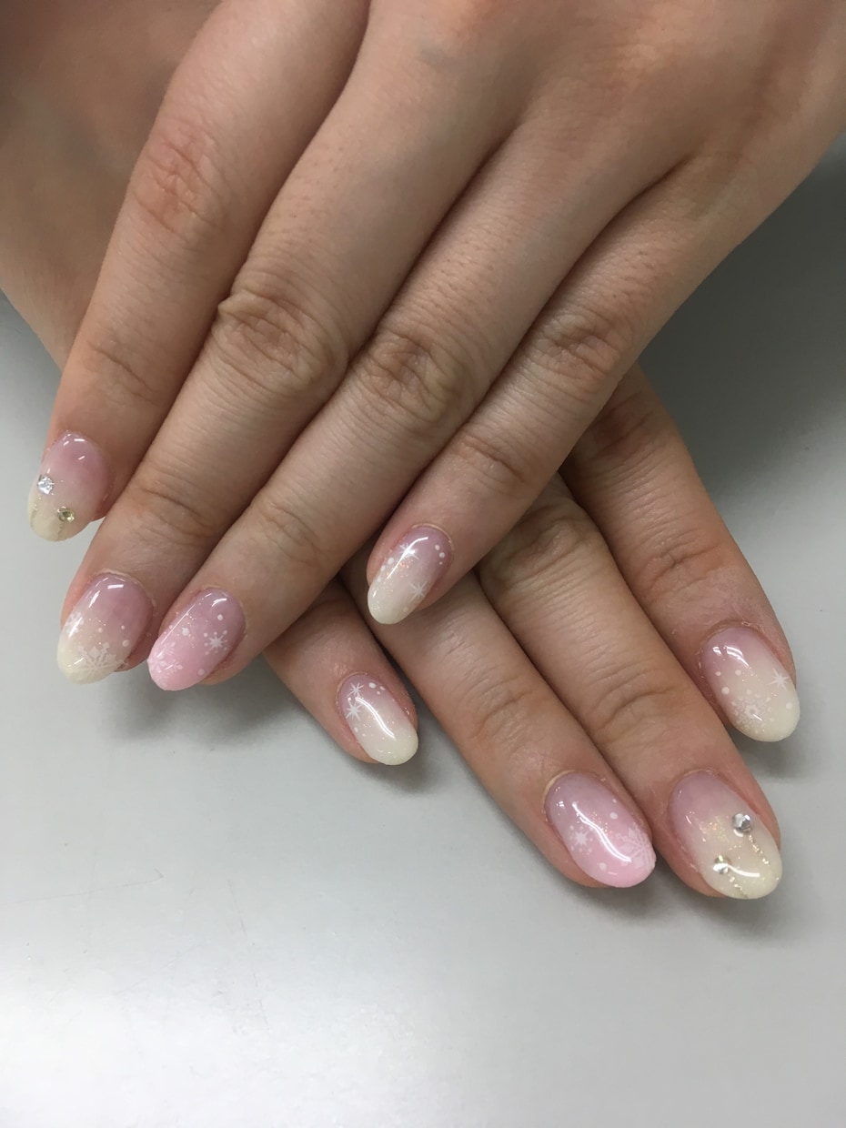 出張ネイルいたします 練習としてネイルさせていただける方を探しています！ イメージ3
