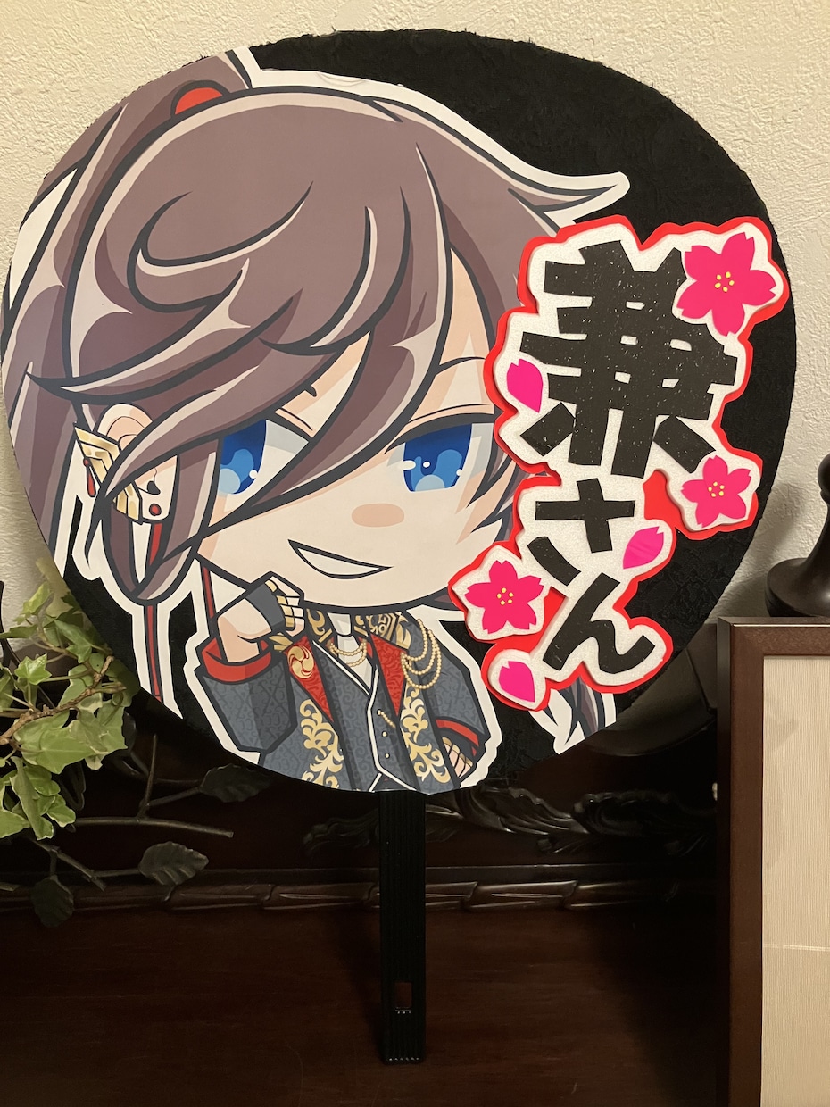 プロのデザイナーが応援うちわを制作し現物納品します 現役デザイナー兼イラストレーターが目立つ応援うちわを作ります イメージ7