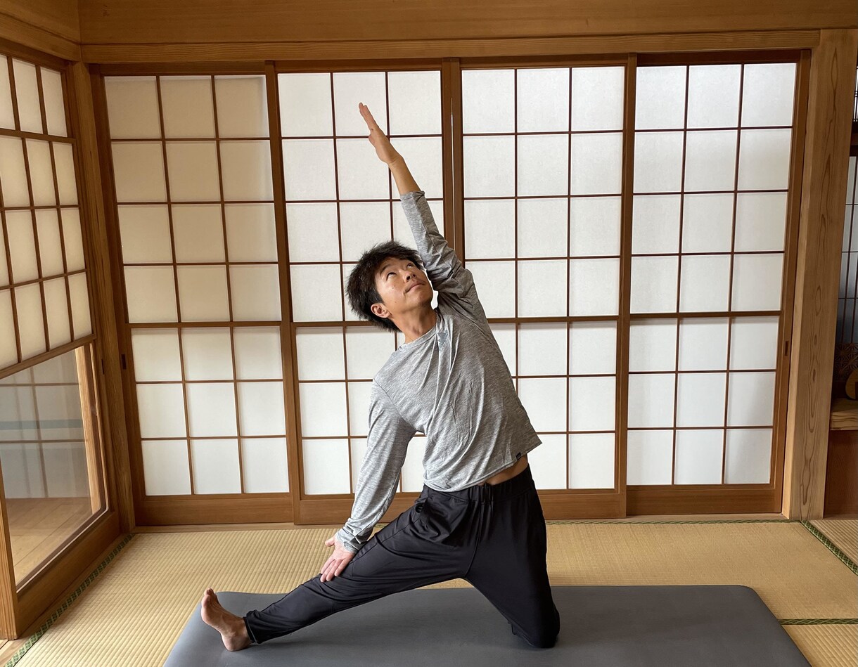 Men’sのための男YOGA 体験できます このコースは【男性専門のパーソナルヨガ】になります イメージ3