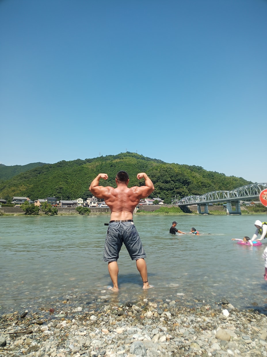 あなた専用のトレーニングメニュー作成します 体の専門家のパーソナルトレーナーが全力サポートします！ イメージ1