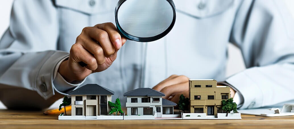あなたの土地、お調べ致します 土地の地形や面積、建てれる建物の種類についてお調べ致します。 イメージ1
