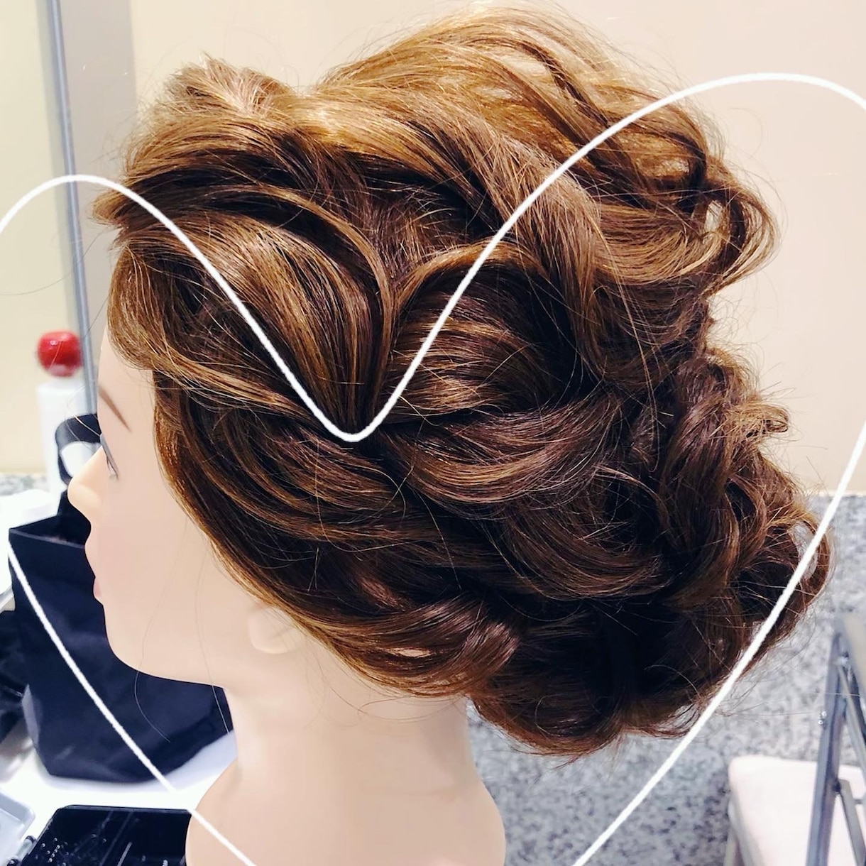 特別な日のヘアメイクサポート致します 一生残る思い出に一番綺麗な貴方になりましょう❕ イメージ2
