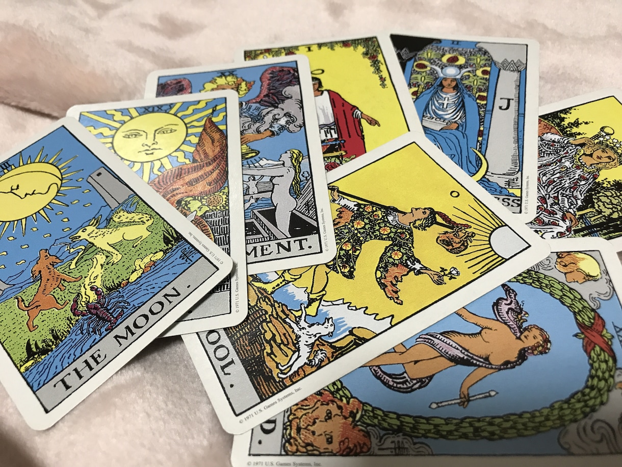 タロットカードで迷いや悩み占います これからどう行動すべきか鑑定し、アドバイスいたします。 イメージ1