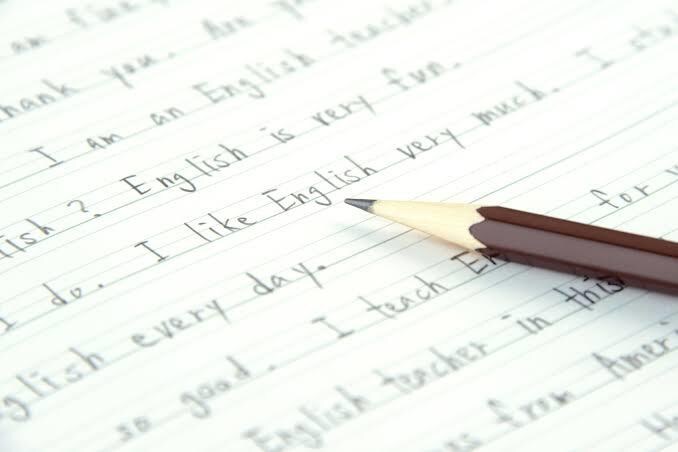 プレゼンテーション、英語翻訳作成手伝います お題に沿った英語の文章作成！留学，ディベート大会出場経験あり イメージ1