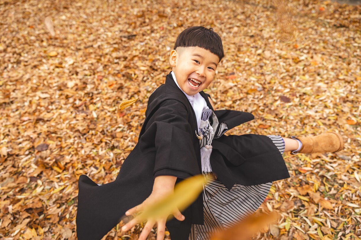 七五三ロケ　自然体で温かい写真を残します 10年後も見返したくなる七五三写真。 イメージ8