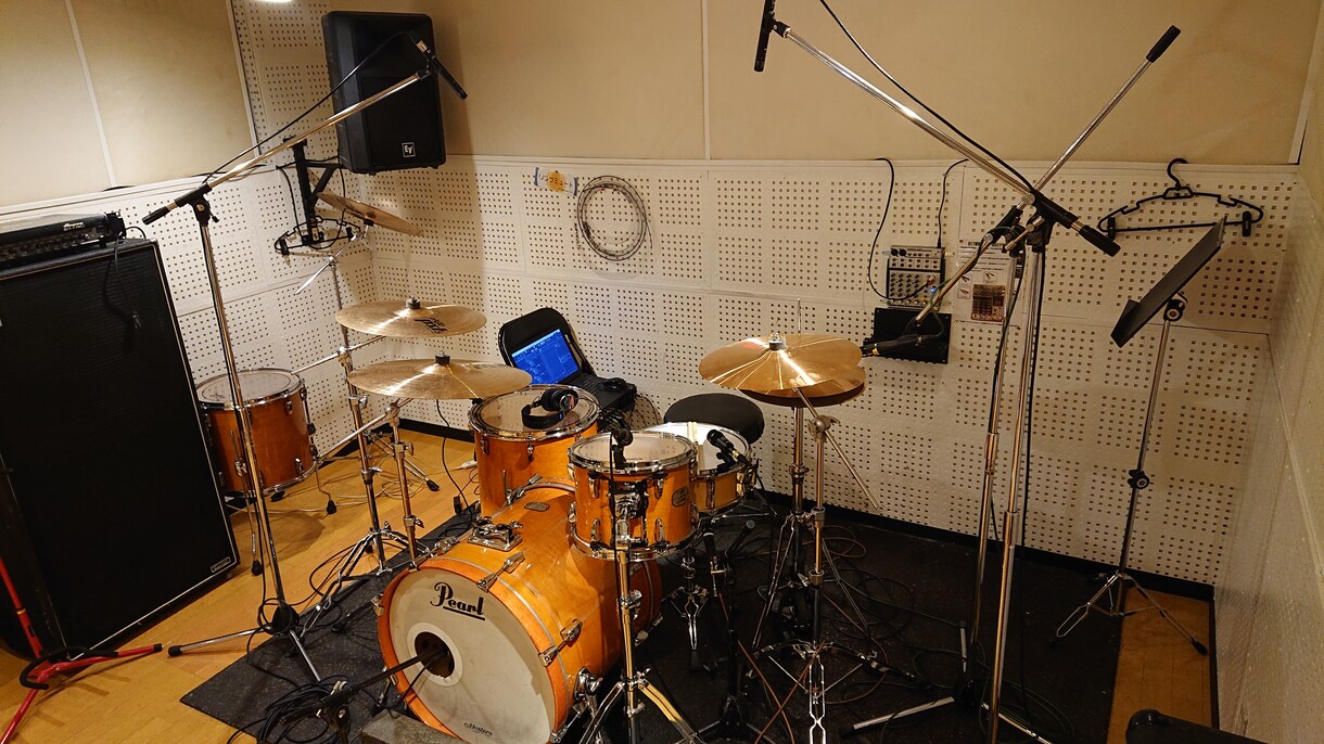 生ドラムレコーディング承ります お客様の制作した楽曲に生ドラムを録音。迫力のサウンドを提供 イメージ2