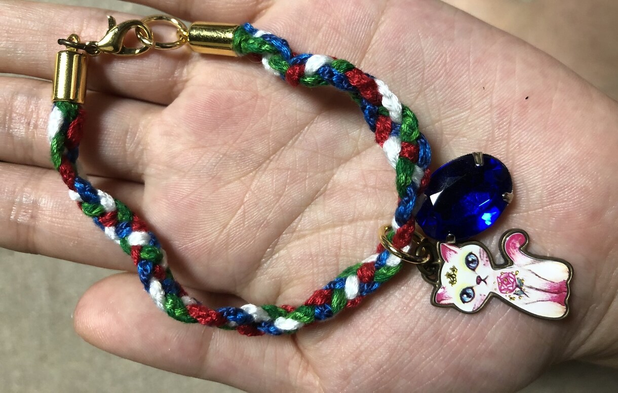 あなたのためだけのミサンガを編みます 【推し活に私生活、なんでもOK】オーダーメイドミサンガ イメージ1