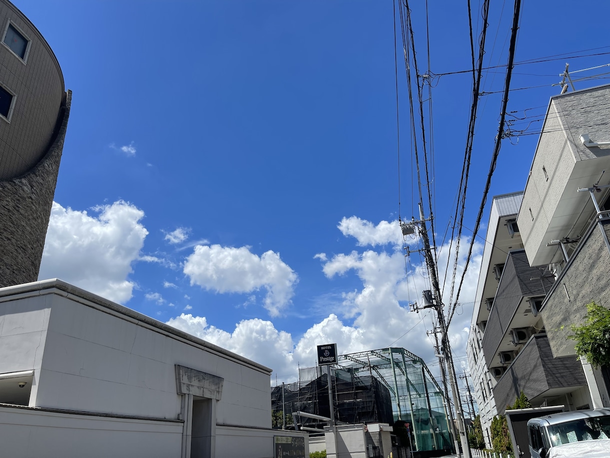 愚痴お悩みご相談のります 他人だからこそお話出来ることってあるとおもいます。 イメージ1