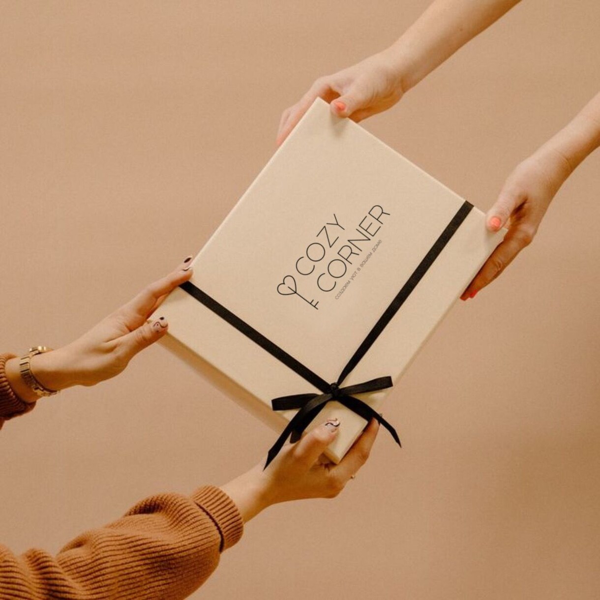 世界に通用するインパクトあるロゴを制作いたします 「海外っぽいロゴを制作したい」を叶えます外国人デザイナ担当 イメージ5