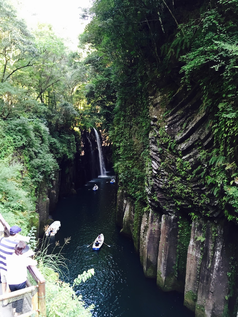 あなたに必要なメッセージをお届けします 気軽にお試し占い。気持ちがスッと楽になります！ イメージ2