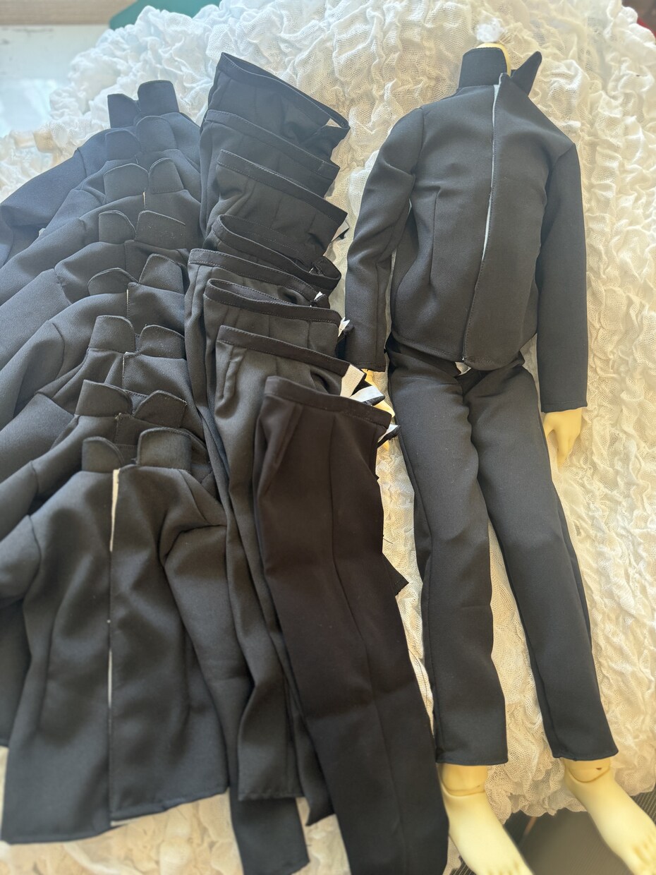 ぬいぐるみやお人形のお洋服作ります コスチュームデザイナーが素材にこだわって制作するお洋服です。 イメージ3