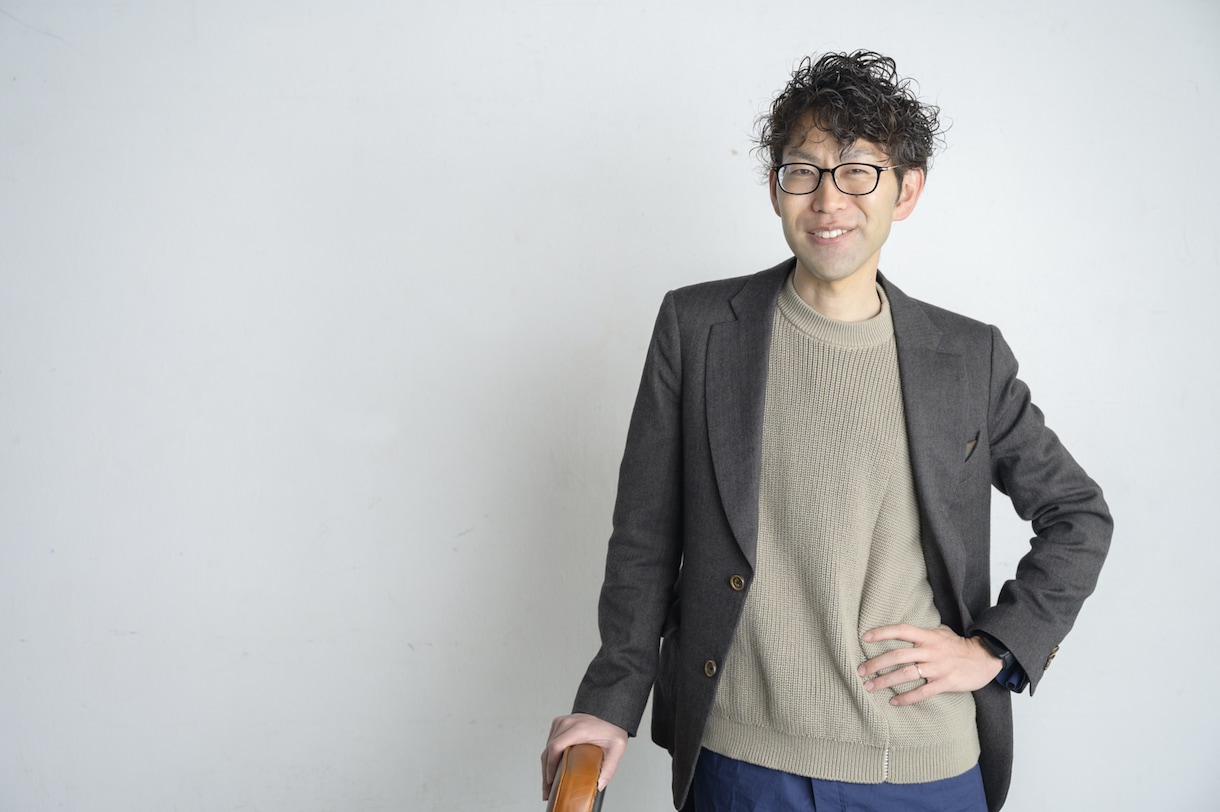 自然な表情を引き出す！都内近郊プロフィール撮ります その一瞬の自然な笑顔を、あなたの魅力に イメージ2