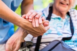 介護疲れで苦しい気持ちの貴方へ、お話しお聞きします 頑張りすぎてる方へ。気持ちを吐き出すだけでも楽になれます＊ イメージ2