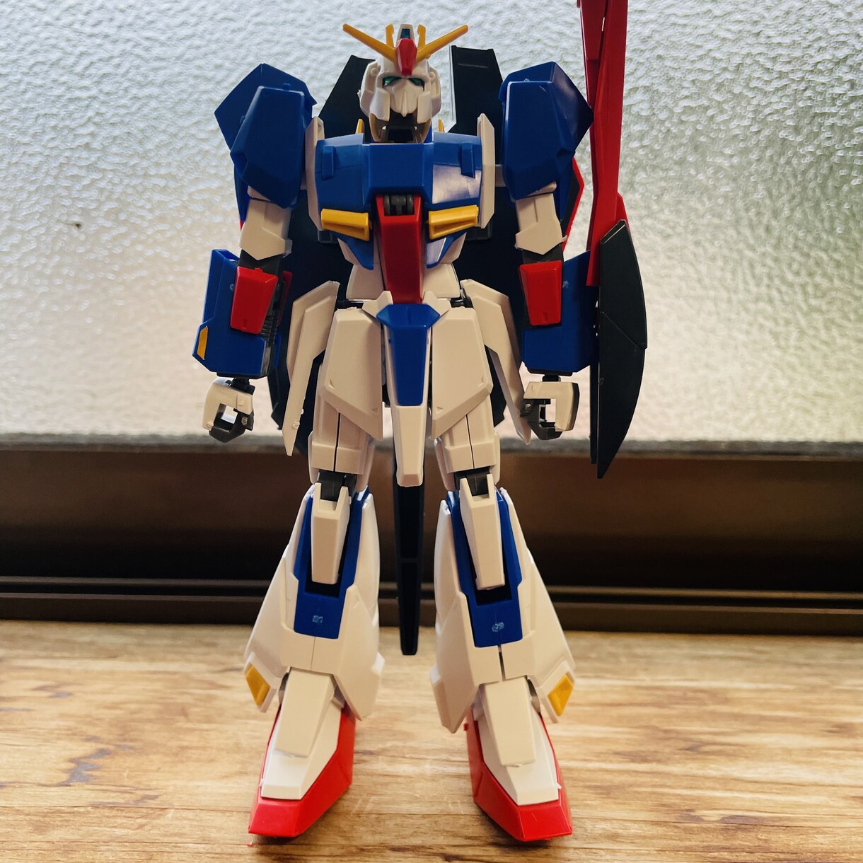 忙しい人のためにガンプラを作ります HGシリーズのガンプラを作って欲しい方はこちらへどうぞ。 イメージ1