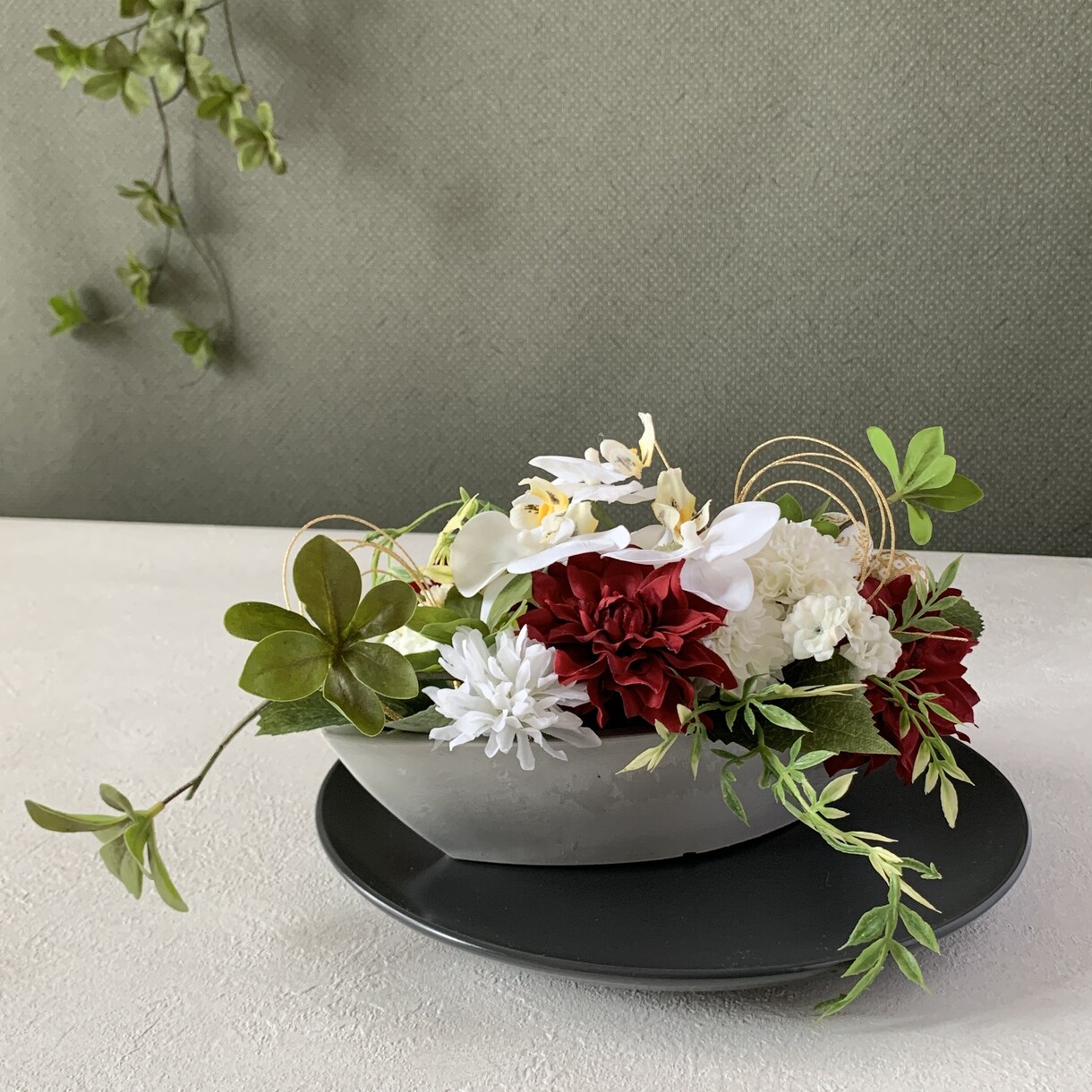造花のフラワーアレンジメントを製作します 店舗やサロン用のフラワーアレンジメントをオーダーメイドで イメージ6