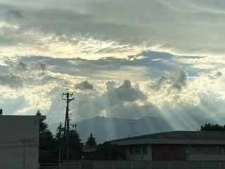誰でも悩みは有りますから何でも聴いてあげれます 貴方のお悩みハンブンコしましょう イメージ2