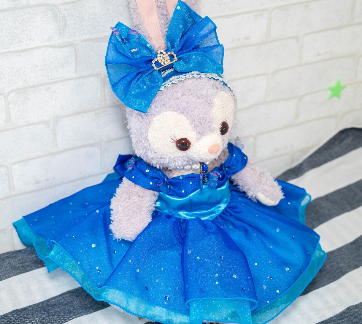 ぬいぐるみ用の本格ドレス・装飾衣装を作ります ライブや舞台の世界観を再現！レース贅沢仕立ての本格衣装 イメージ4