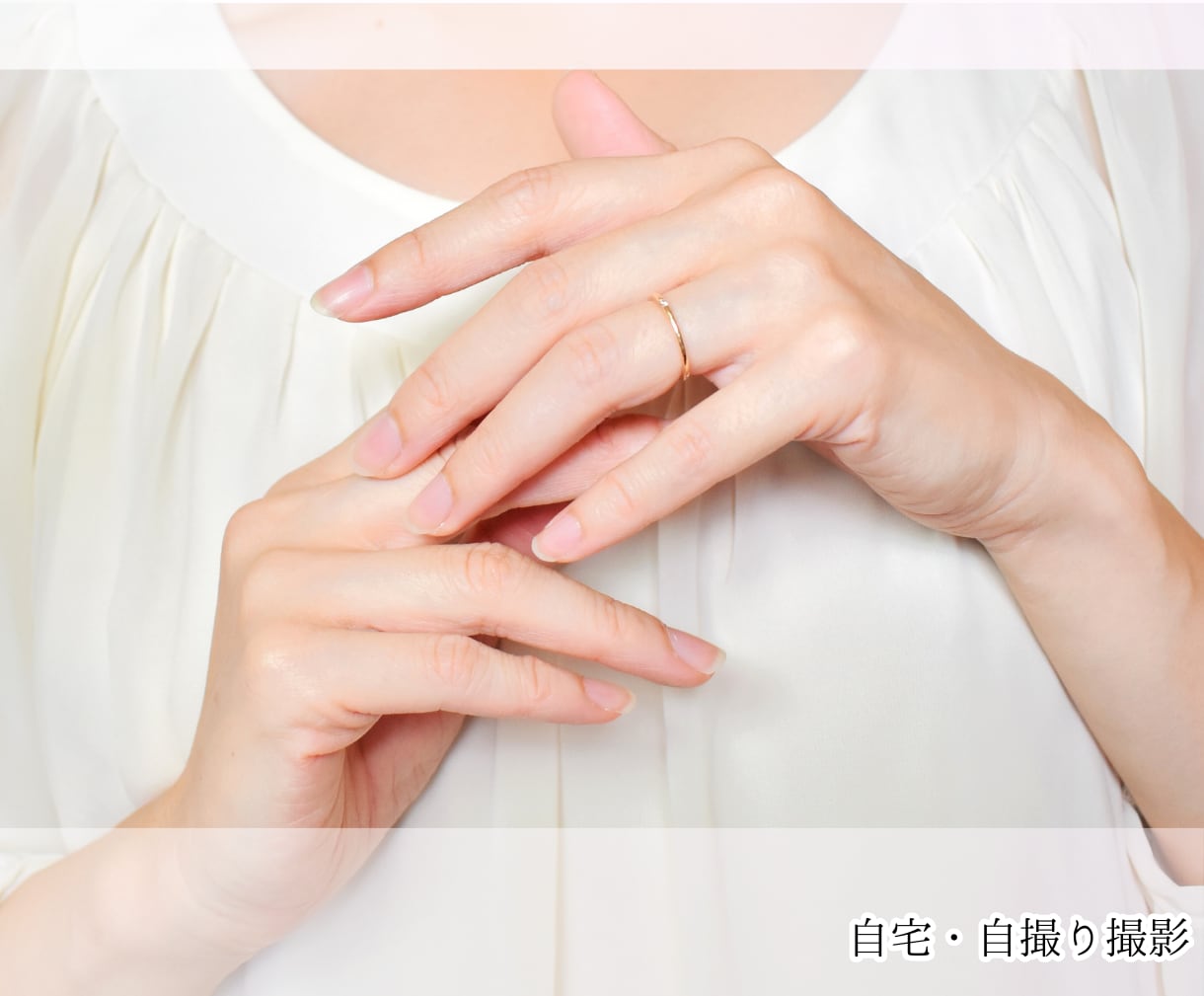 女性モデル写真1枚6,000円～ 自撮り撮影します 高品質な女性モデル写真／清潔感・日常感の演出に イメージ6
