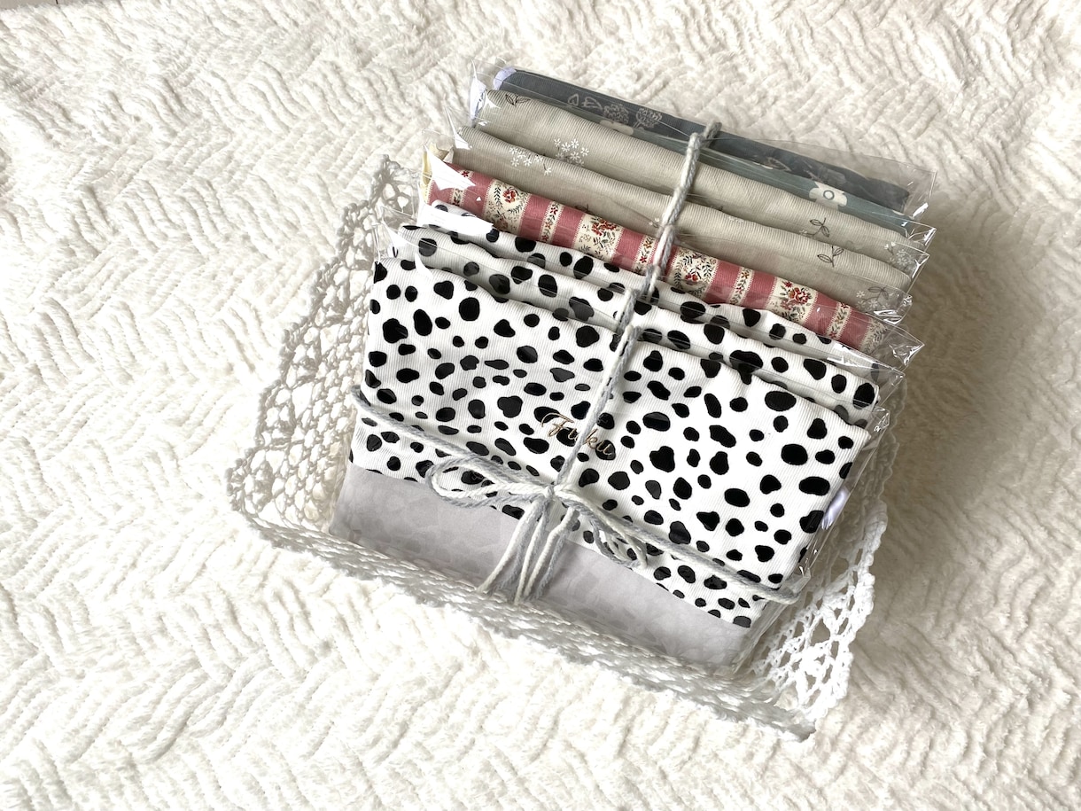 保育園グッズ/名入れ出産祝いなど受注生産で作ります 普段ハンドメイドshopをしているママが丁寧に裁縫しますꕀ イメージ3
