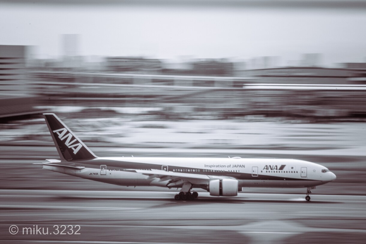 飛行機が好きな方におすすめします あなたに写真を送る。そして感動を。 イメージ1