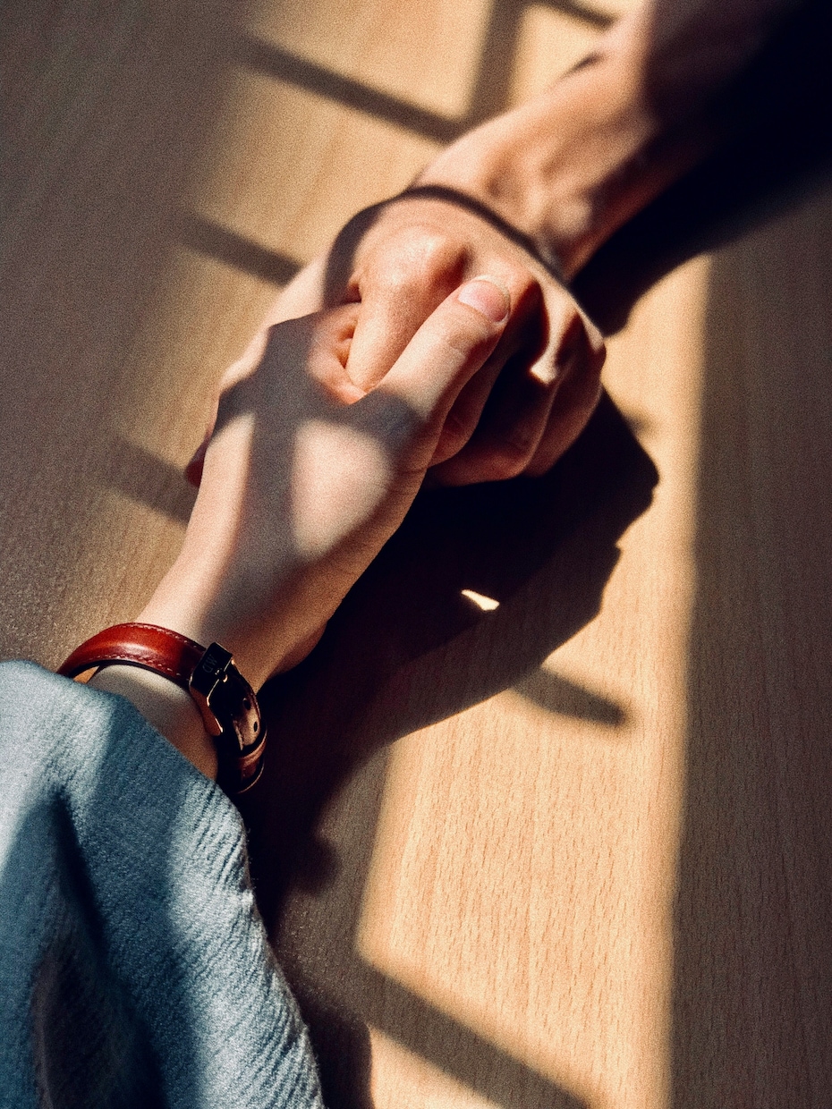まだ好き。やり直せる？復縁の可能性を魂から視ます 魂の糸がまだ光っているなら、可能性はゼロじゃない イメージ5