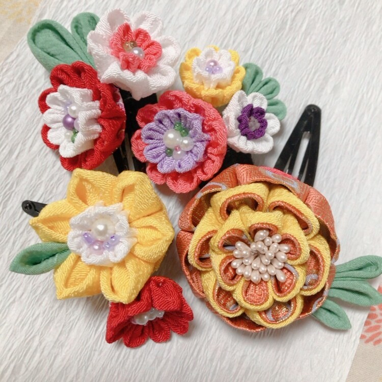 1stbirth dayに花を添えます 着物生地を使った、和洋どちらにも対応したアクセサリーです イメージ2
