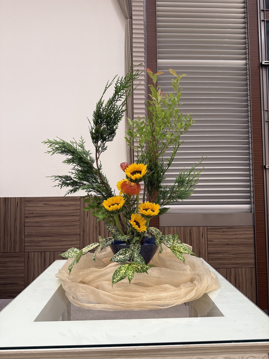 あなたの生け花を丁寧に添削・アドバイスします 生け花未経験でも安心　写真を送るだけのオンライン華道レッスン イメージ1