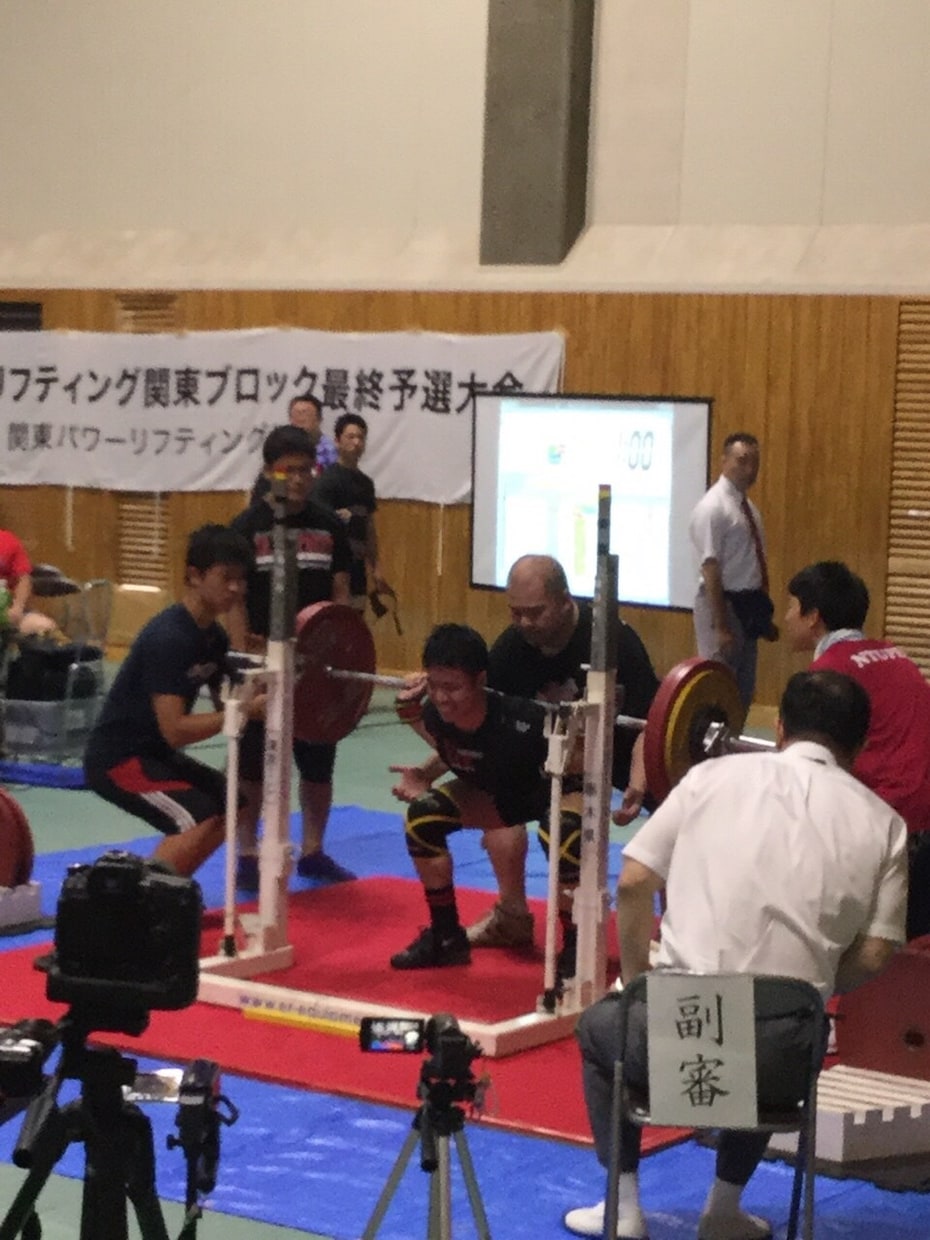 1ヶ月間、筋トレ、食事のアドバイスをさせて頂きます ダイエットやジムでの出来事もどんどんメール下さい。 イメージ4